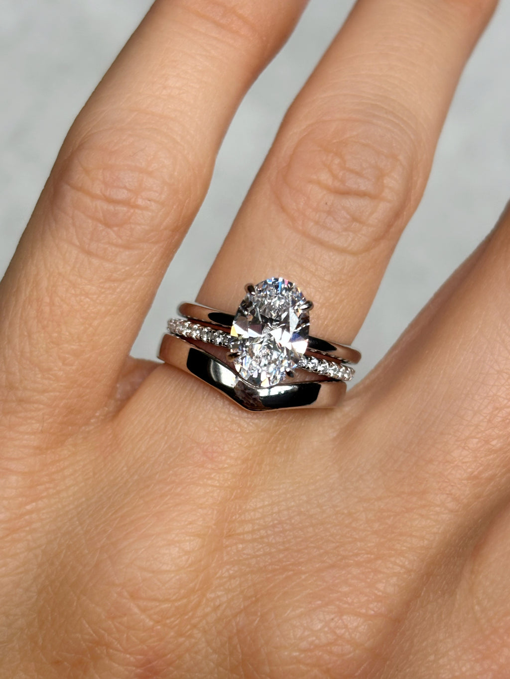 Wide Chevron band