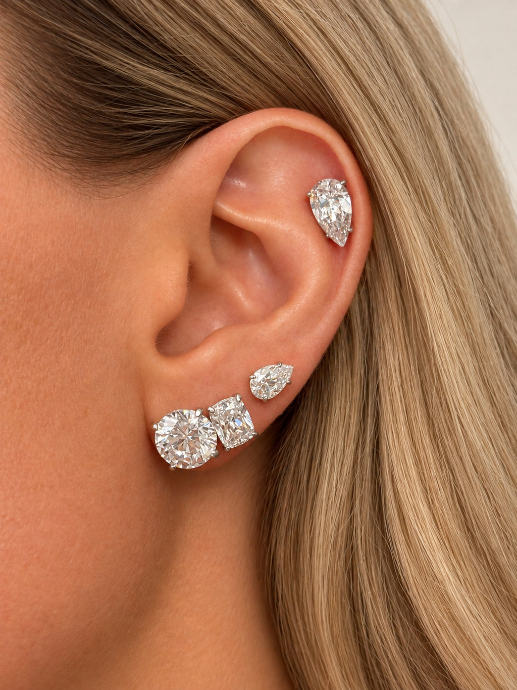Pear stone earrings