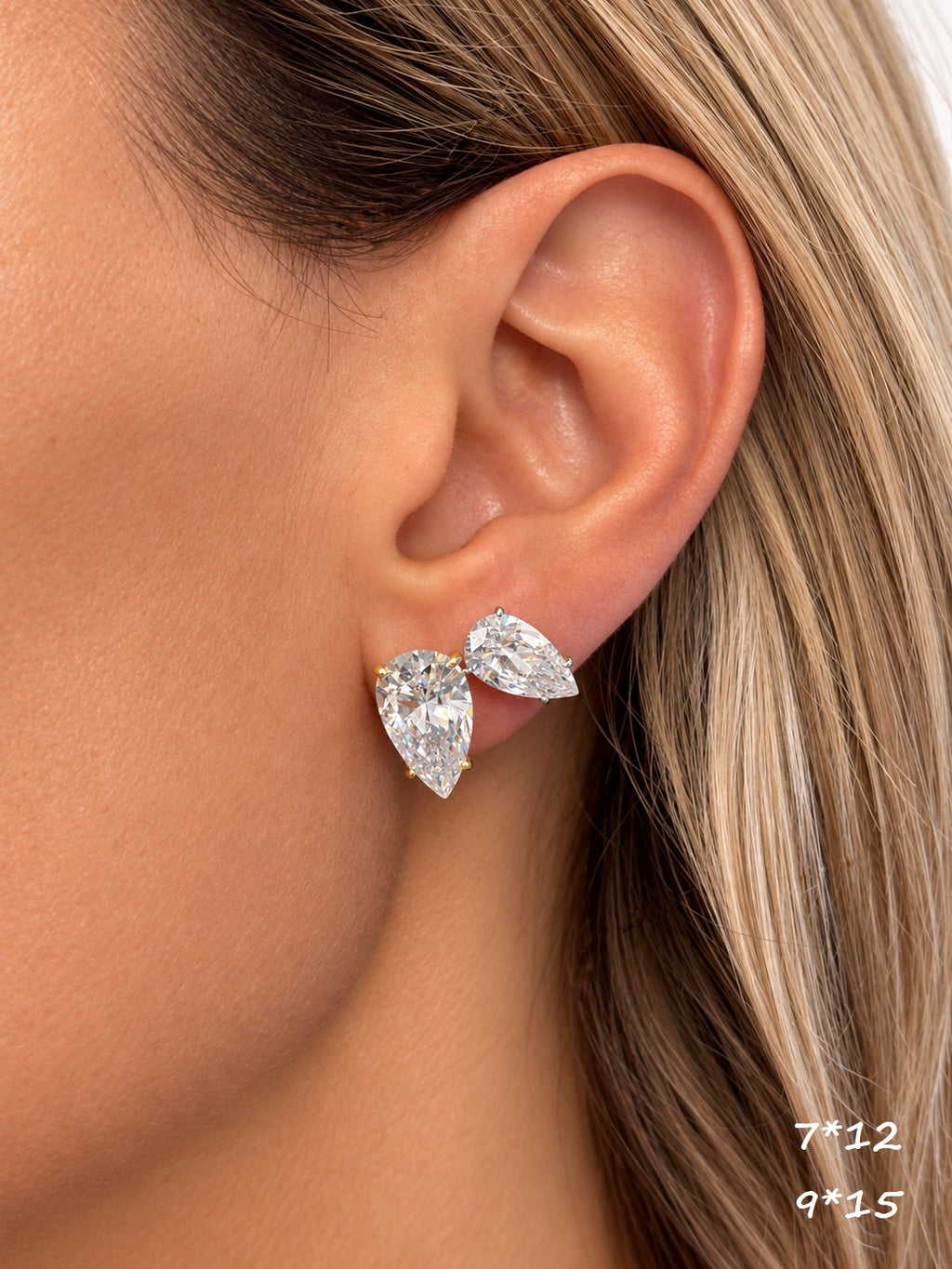 Pear stone earrings
