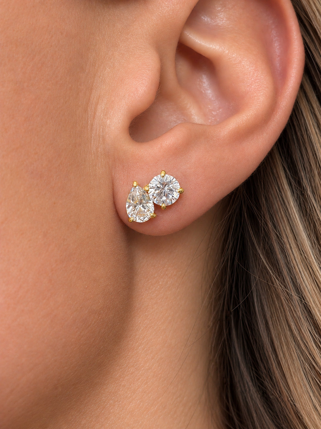 Toi et moi earrings