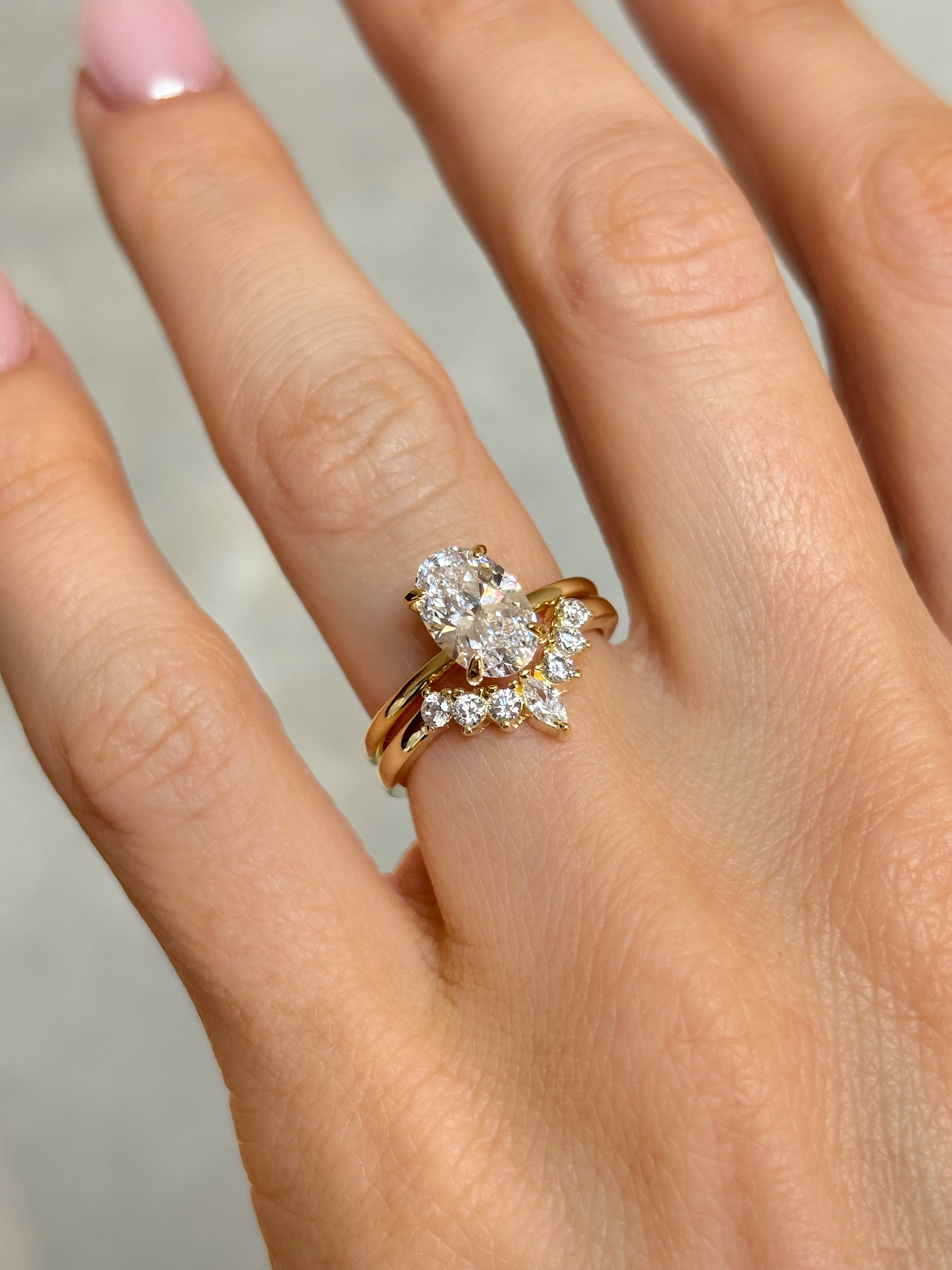 Curved crown ring