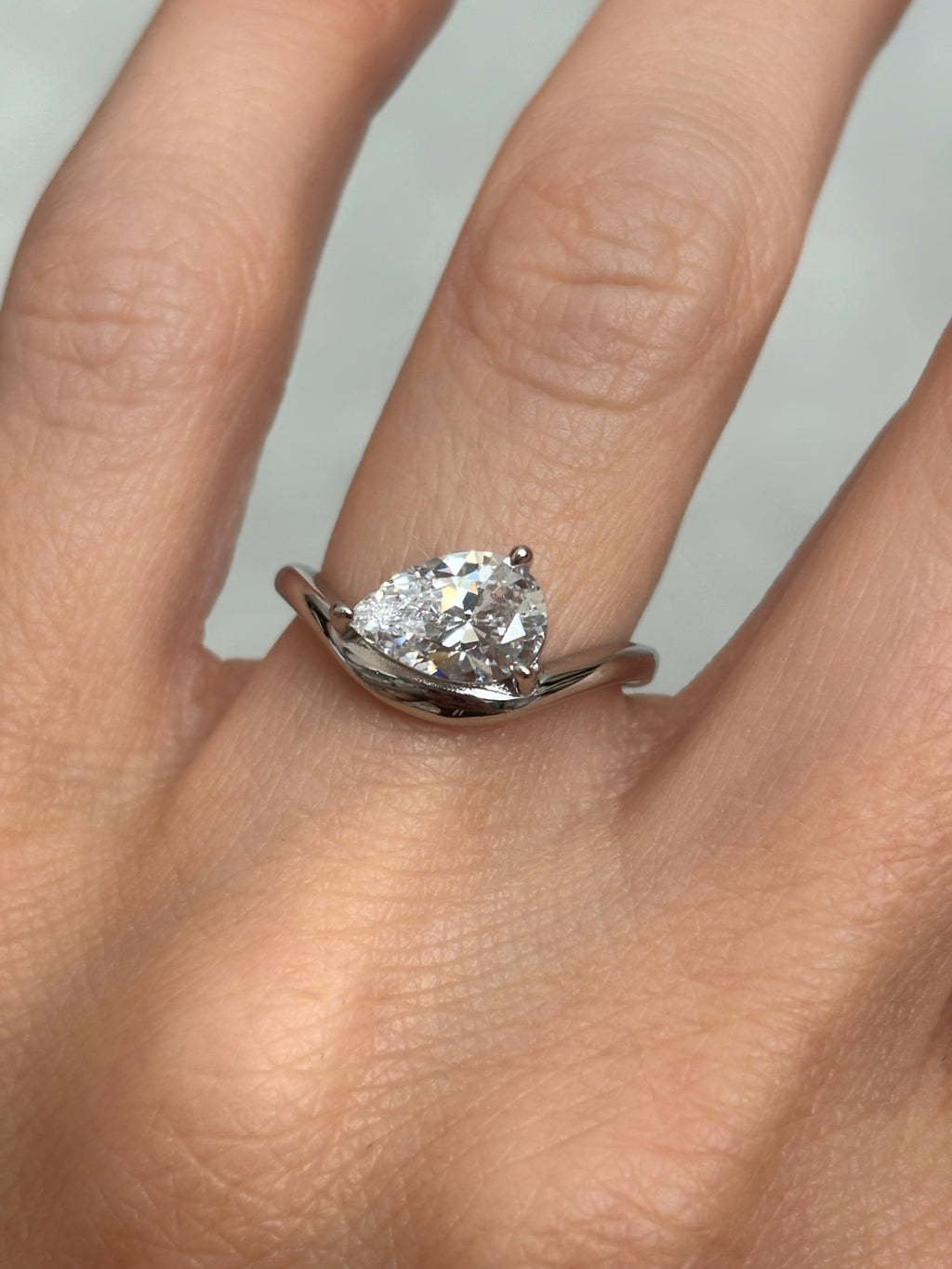 Curved Pear stone ring