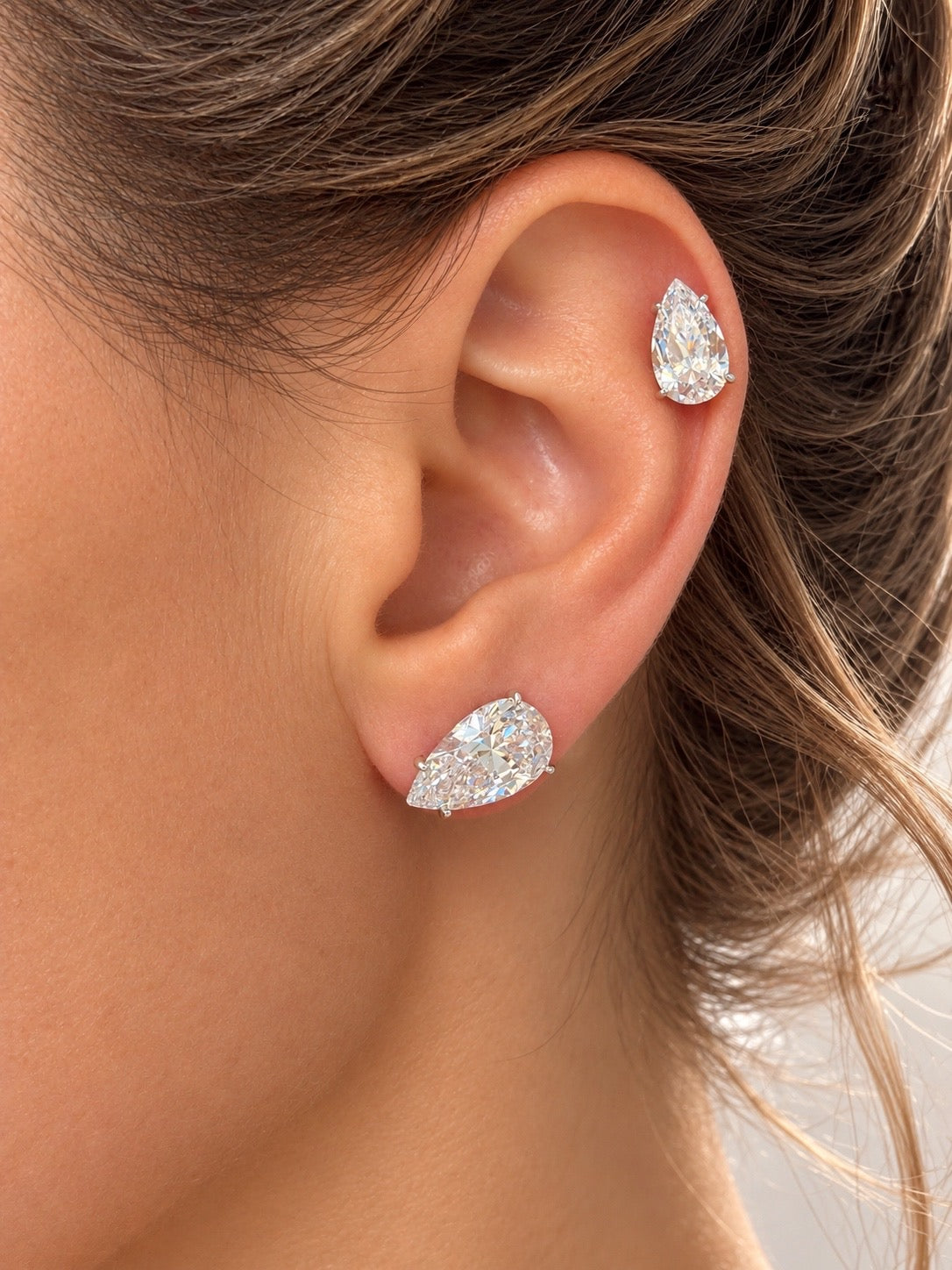 Pear stone earrings