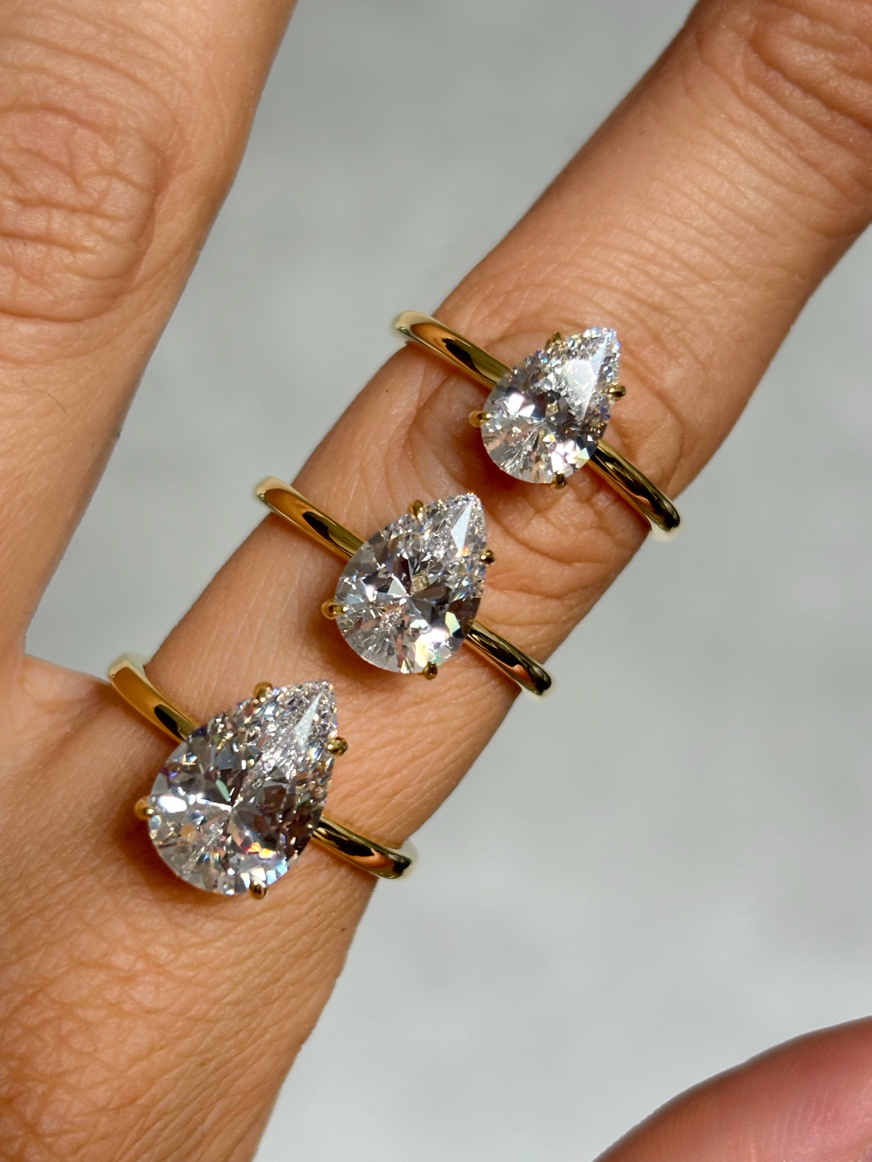 Pear stone ring