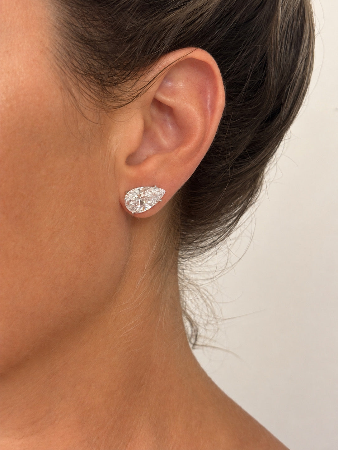 Pear stone earrings