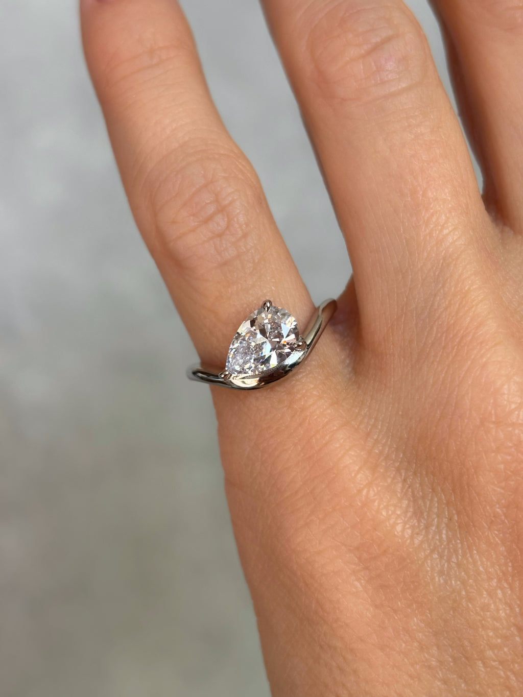 Curved Pear stone ring