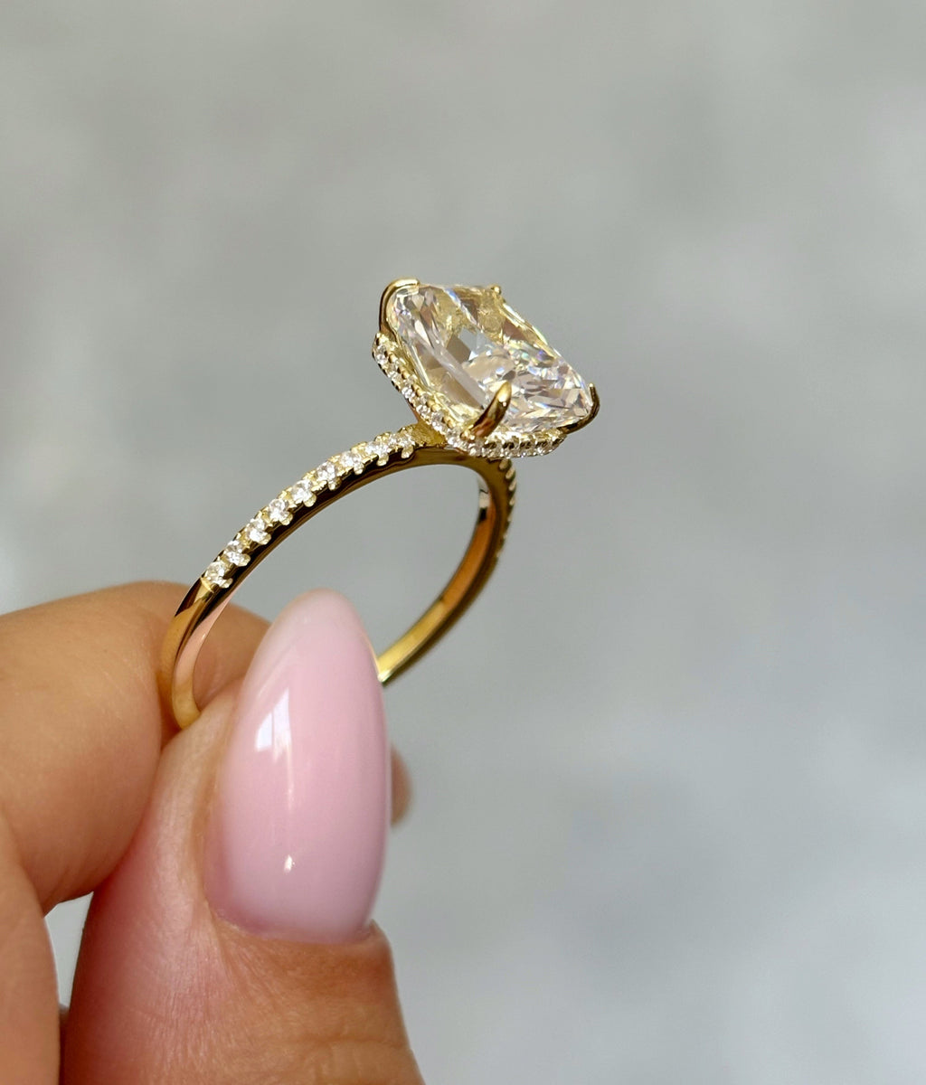Radiant-Cut ring
