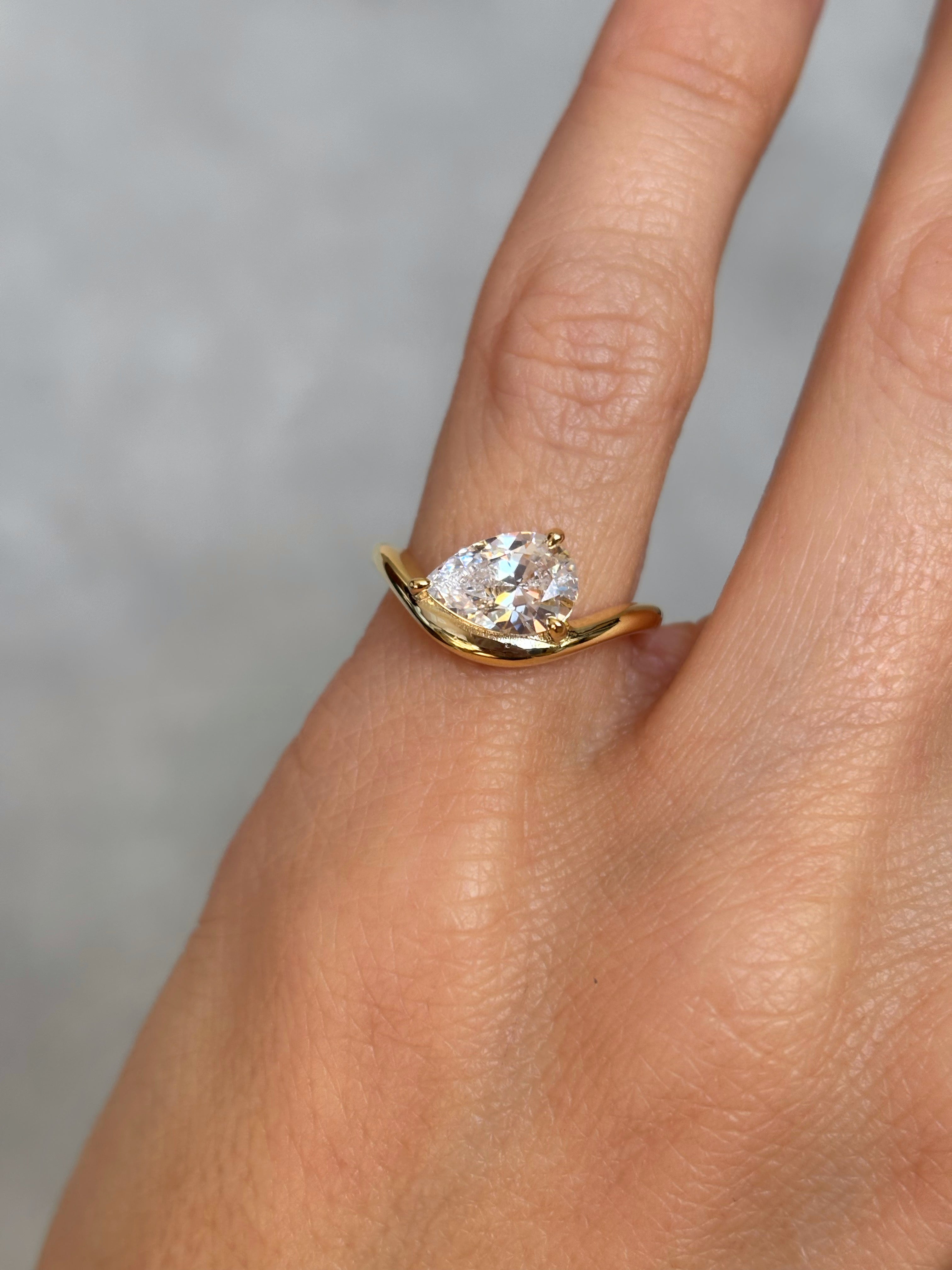 Curved Pear stone ring