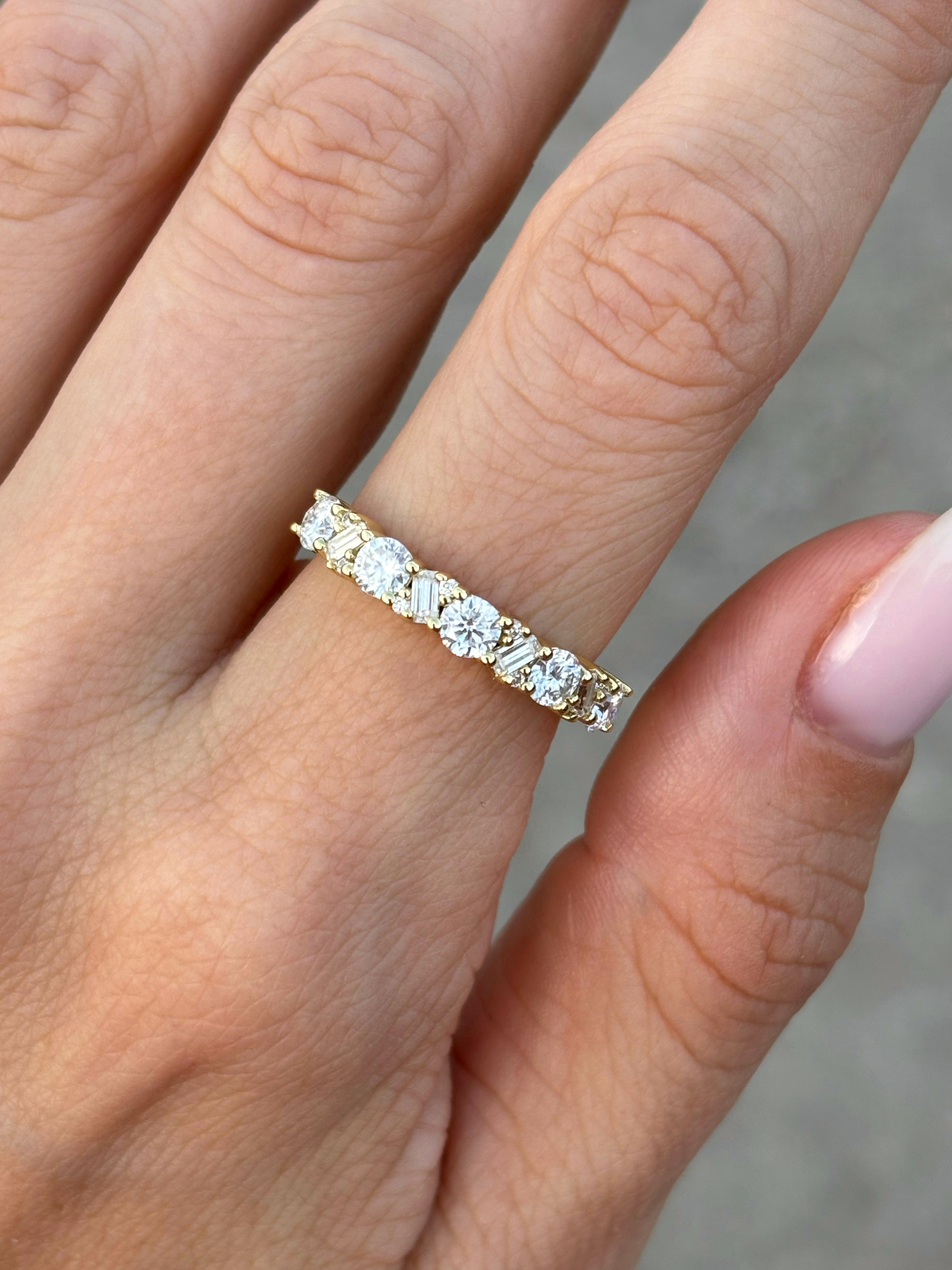 Multi stone band