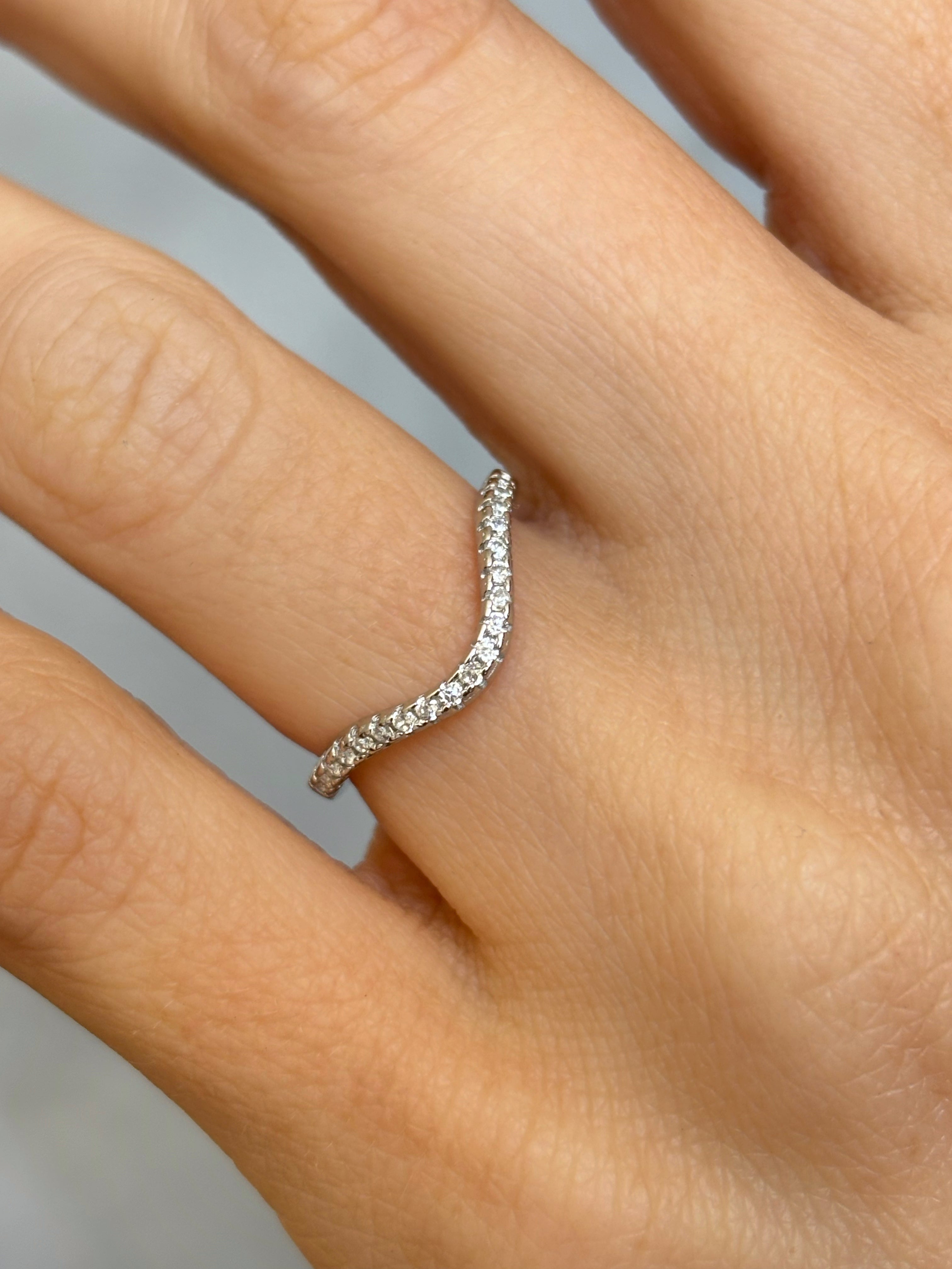 Simple Curved band