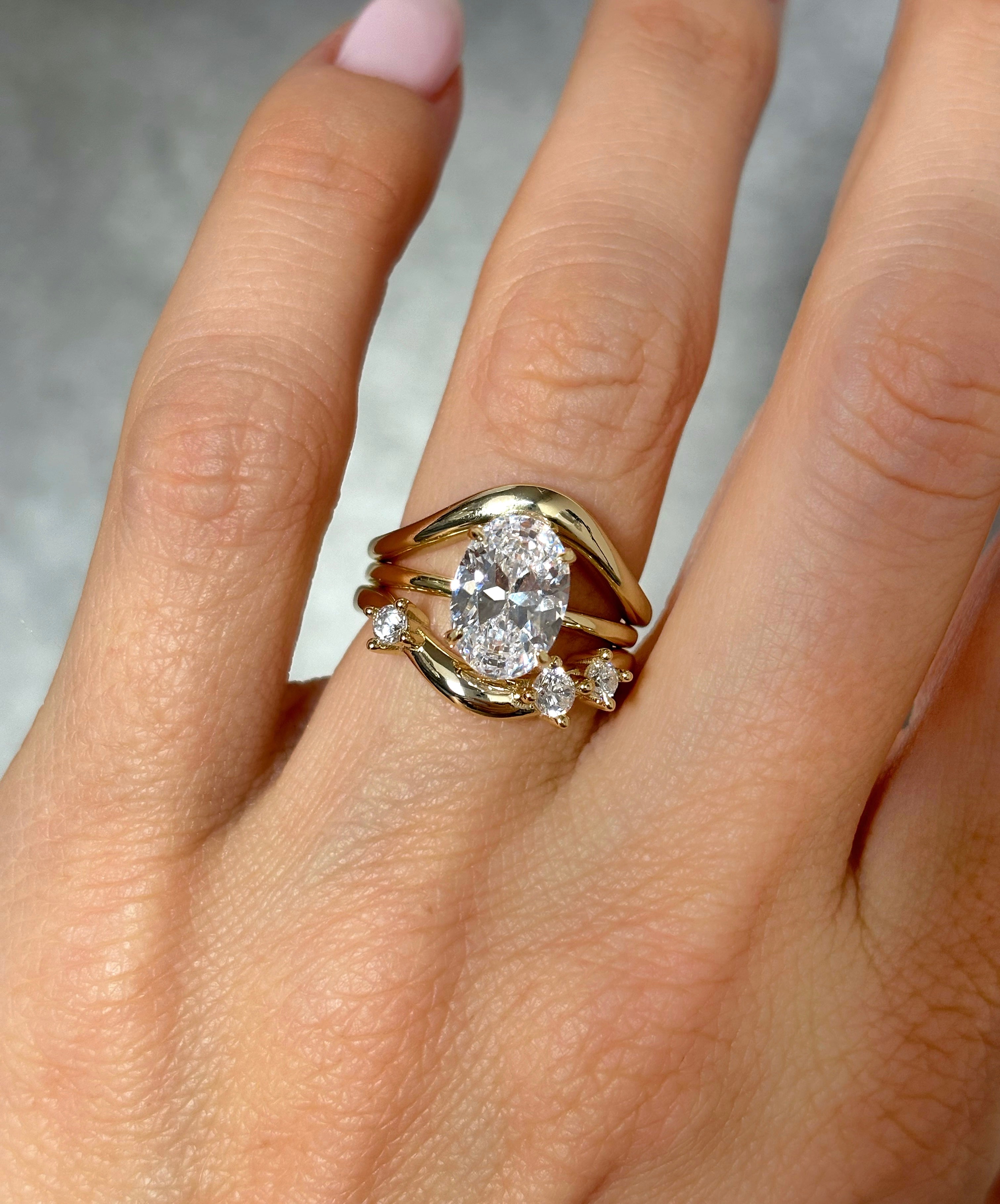 Plain Curved band