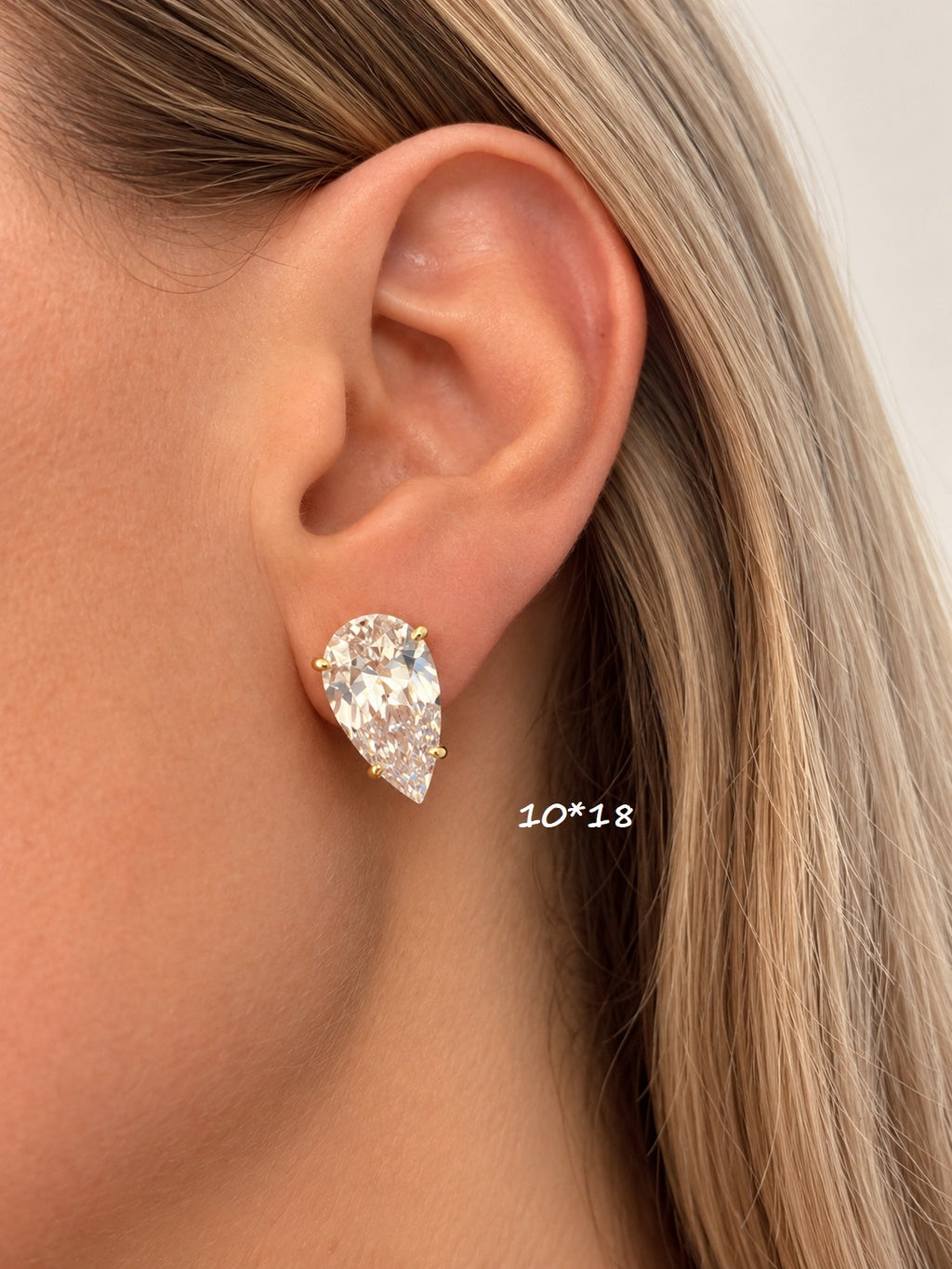 Pear stone earrings