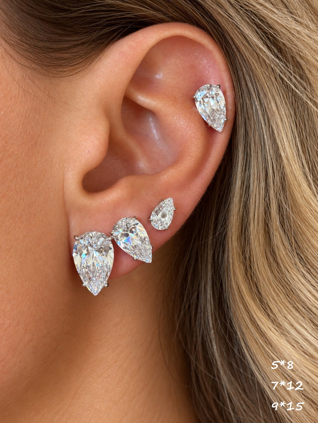 Pear stone earrings