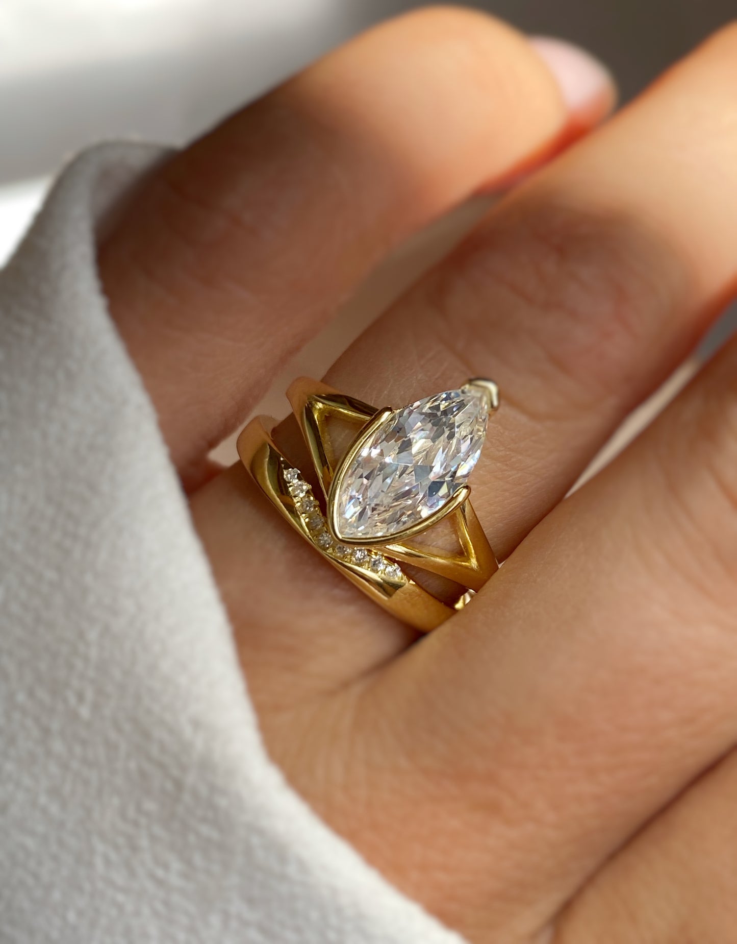 Marquise stone ring